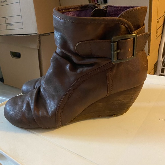 VERY WELL LOVED BOOTS - VERY LOW PRICES - Picture 13 of 16